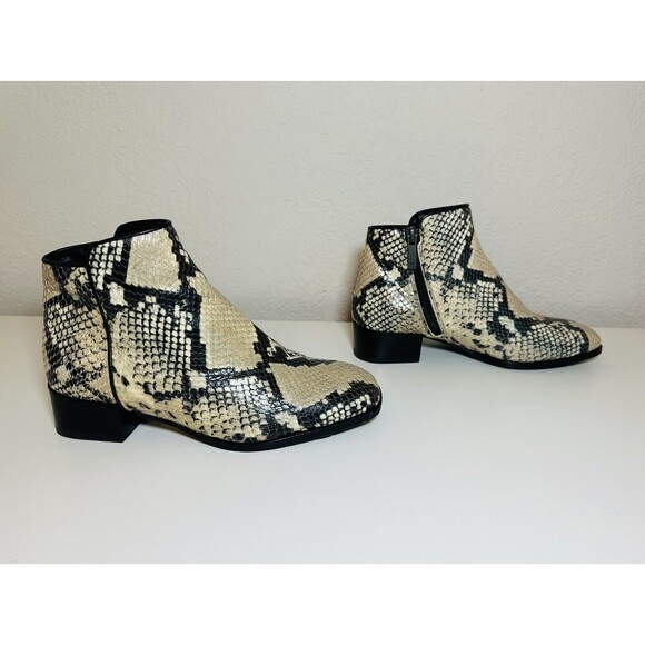 Aquatalia Fuoco Cream Black Snake Print Leather Ankle Booties Women's 5.5 - Picture 4 of 12